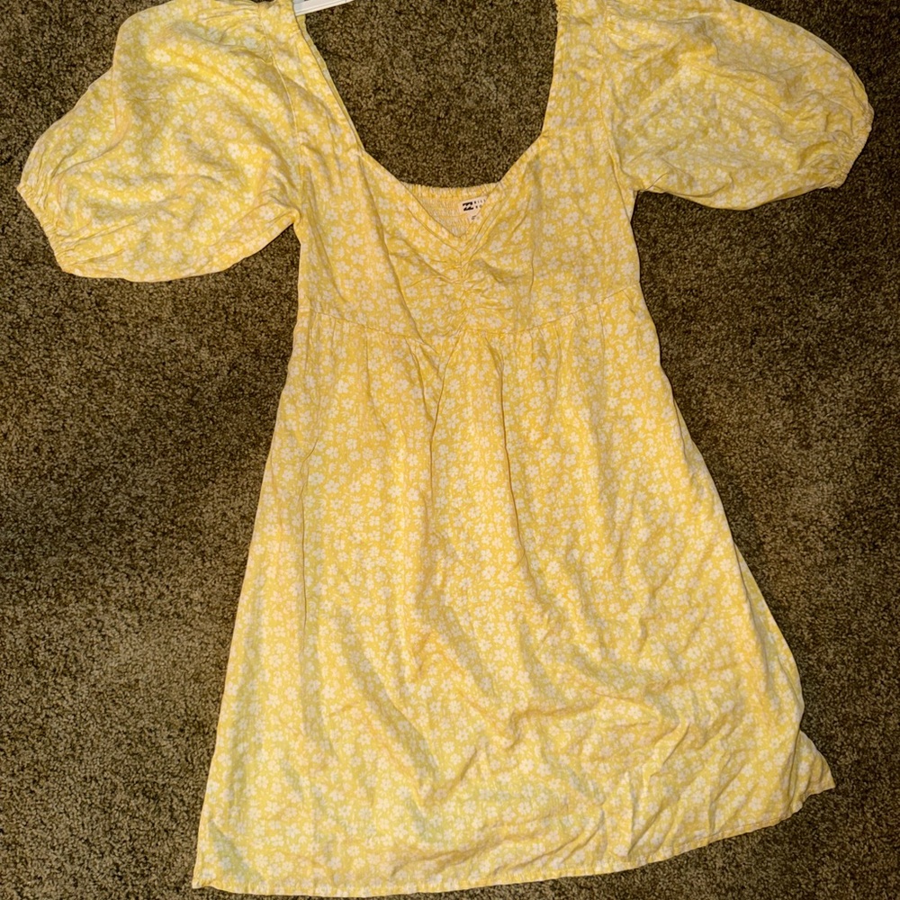 Yellow Floral Puff-Sleeve Dress